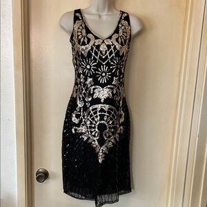 Black and Gold 1920’s Flapper Sequin Embellished Dress size L